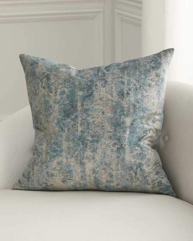 Heidi Decorative Pillow, 22" Square